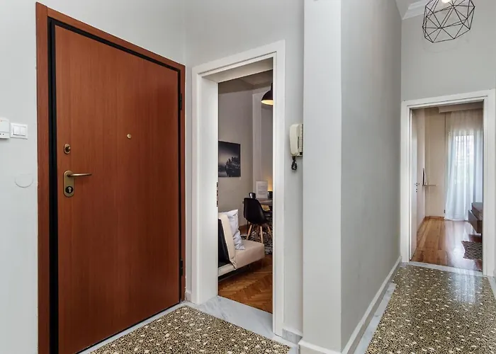 C.4 Red Rose #colony_central_apartment * سالونيك